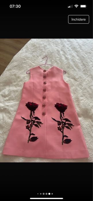 Rochie eleganta cu nasturi bijuterie model dolce gabanna