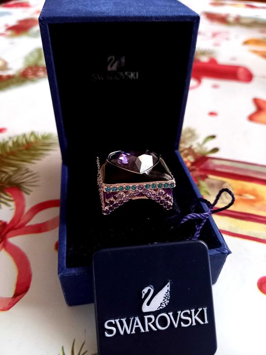 Swarovski пръстен 52 размер