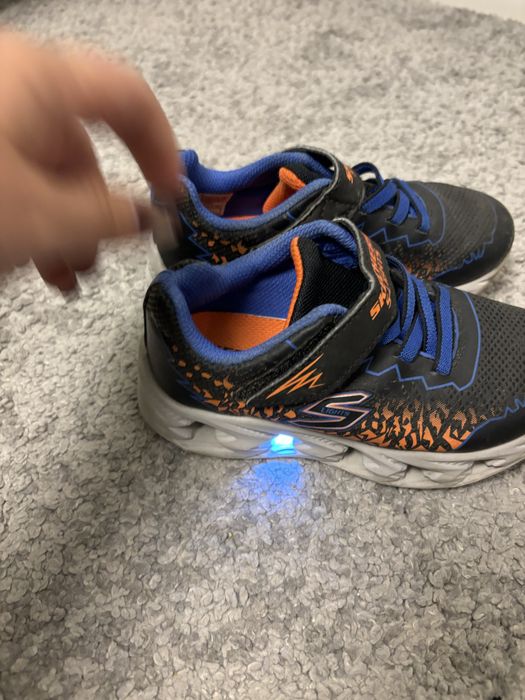 Adidasi Skechers marimea 26