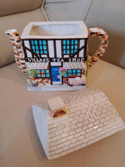 Порцеланов чайник "Селски чаен магазин"