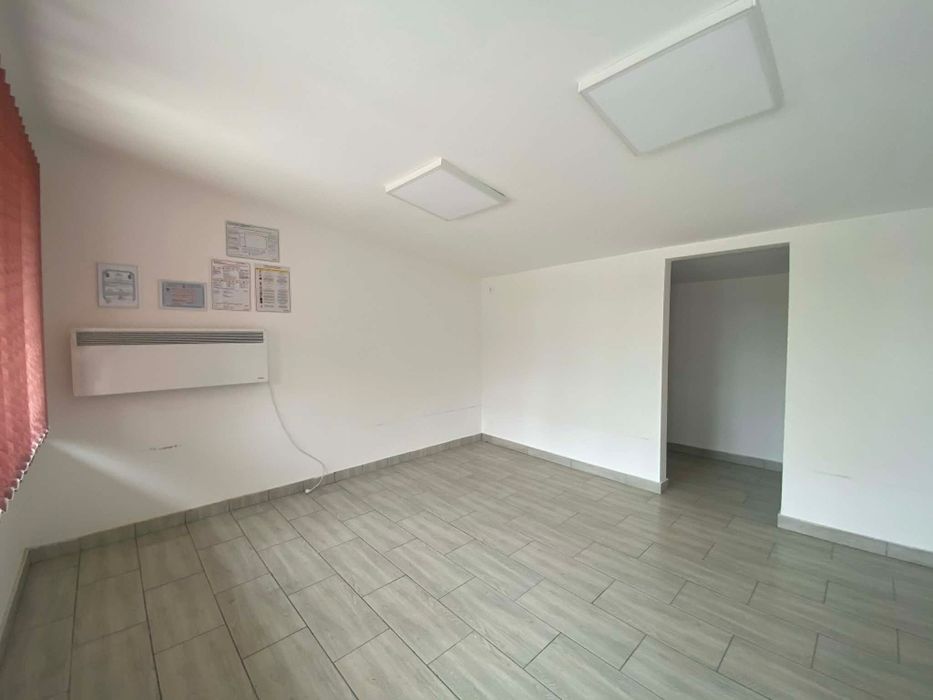 Spatiul comercial