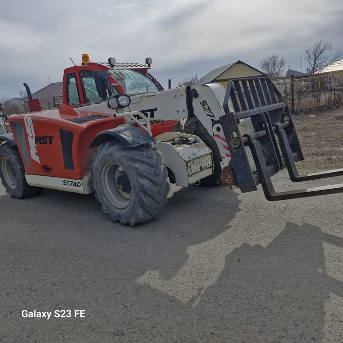 Телескопический погрузчик 4 тонна