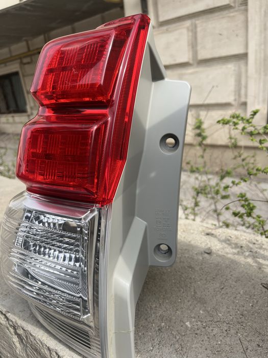 Задние стоп фары для прадо 150