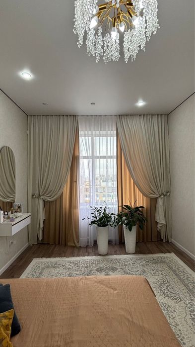 Занавеска в хорошем состояние