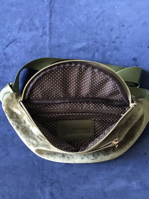 Продавам дамска чанта “Rosenvinge“