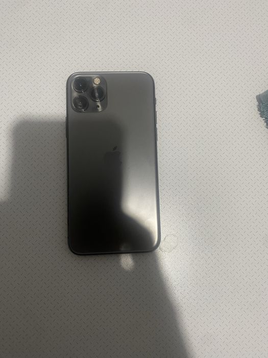 Продам iphone 11 pro