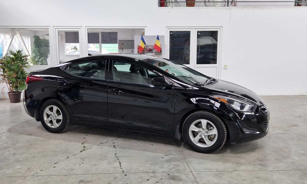 HYUNDAI Elantra 2015 — imagine 3