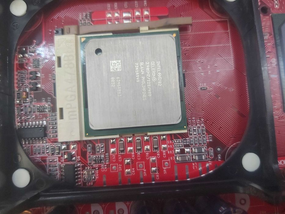 TIME CAPSULE RETRO PC! Intel 2.4GHz | Radeon 9550 (128-bit) | Gaming
