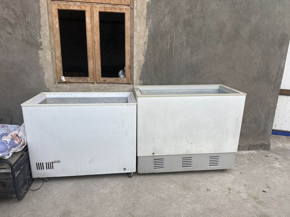 Vitrina haladilnik va misarofka sotiladi