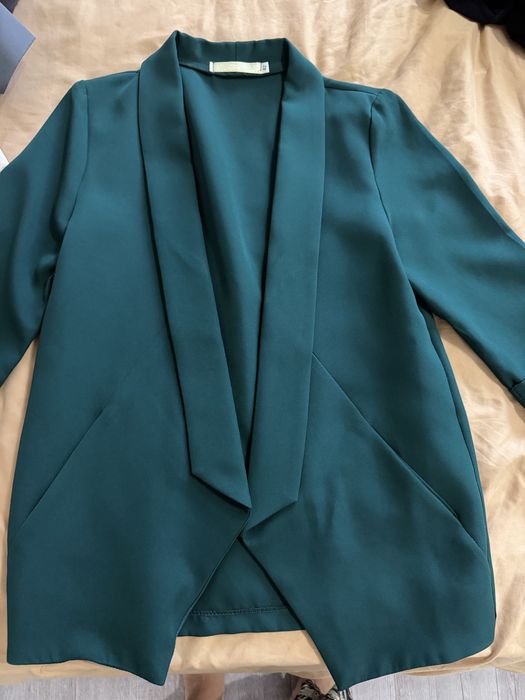 продам женскую одежду
