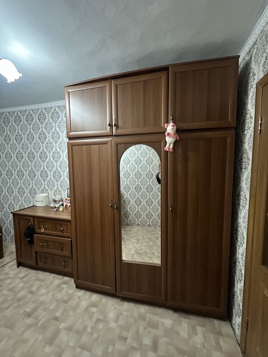 Продам Шкаф и комод