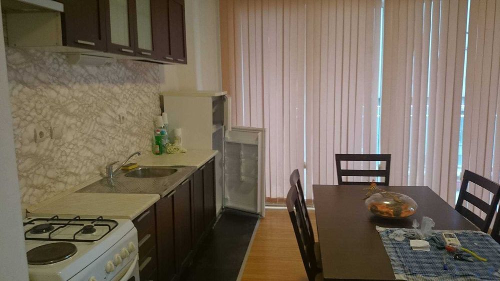 Дава се под наем Тристаен апартамент в Пловдив, Тракия - 87 кв.м за 275.4 € - Снимка #1