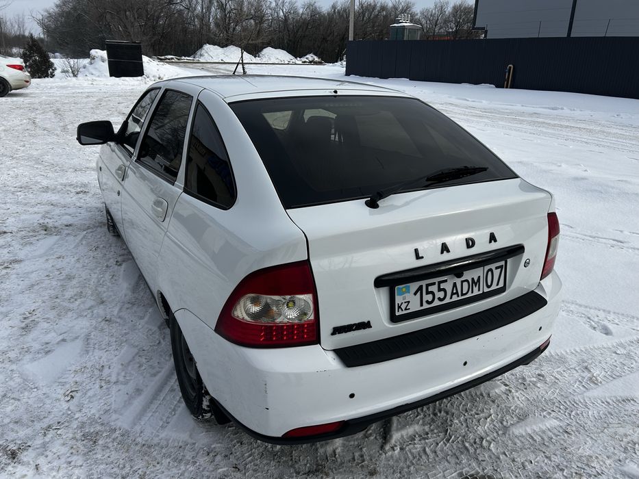 Продам приора 2 люкс в отличном состоянии,