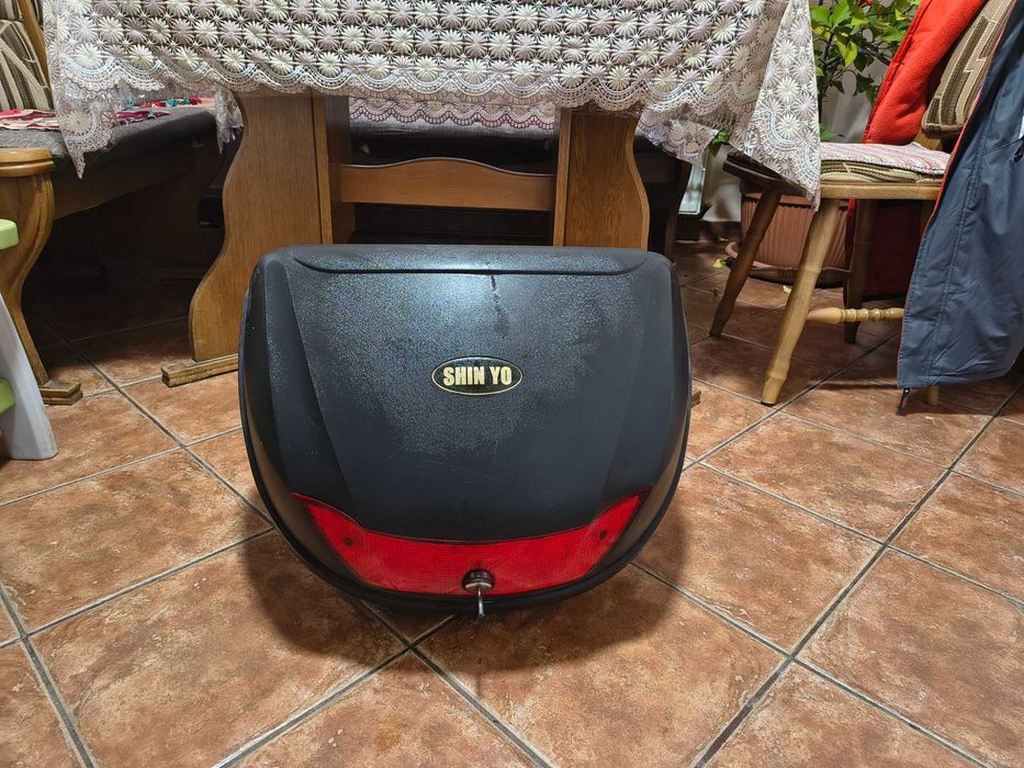 Vand top case+suport pentru Kawasaki zr7/zr7s