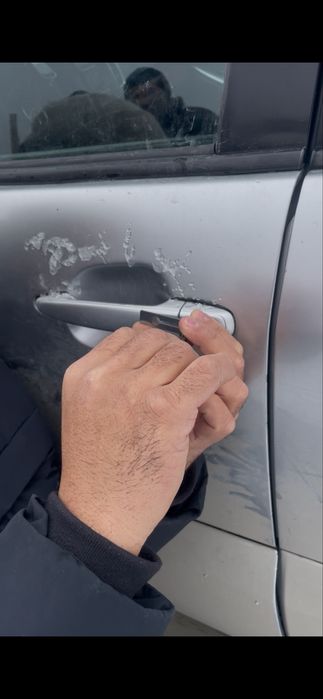 Вскрытие авто/құлыпталған көлікті ашу