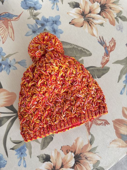 Вязаные шапки McDonalds’s