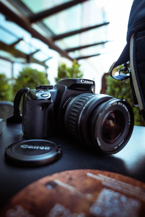 Kit complet Fotografie DSLR Canon 400D + Obiectiv + Accesorii