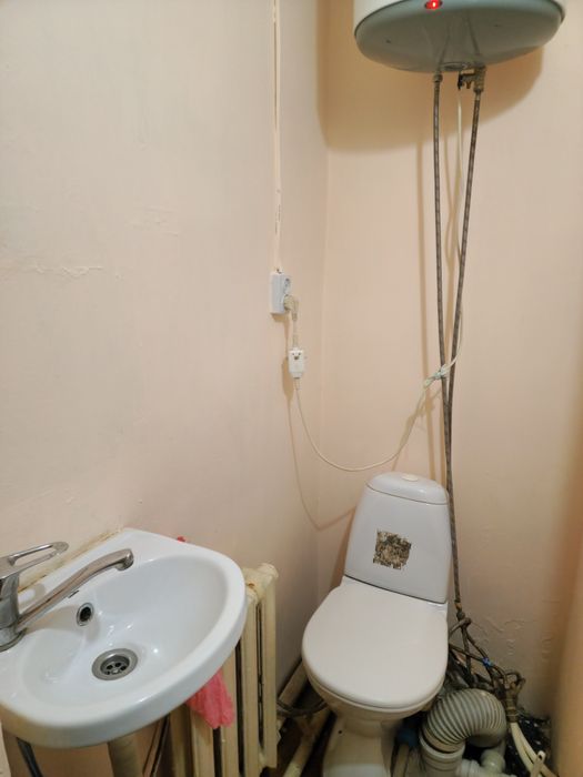 Сдам комнату в общежитии с душем!