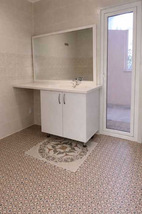 Продам комплект для ванной комнаты