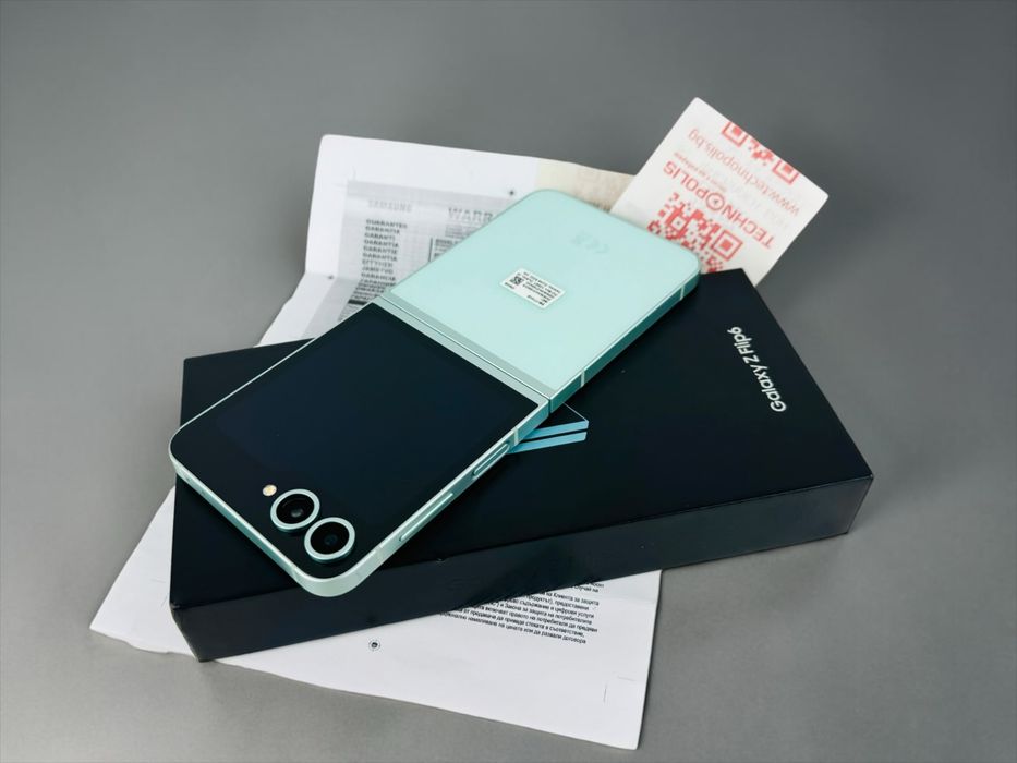 Samsung Galaxy Z Flip 6 5G 256GB 12RAM Mint Отличен!