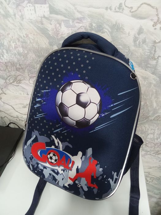 Школьный рюкзак для мальчиков