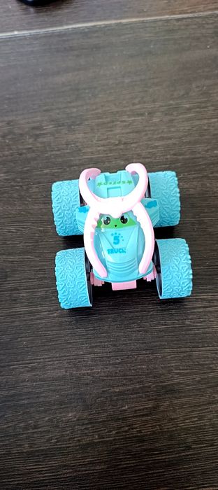 Игрушки Животные и машинки по 400 теңге
