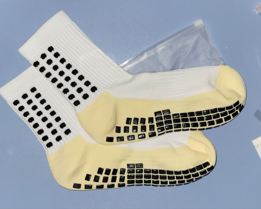 Sosete de fotbal cu grip