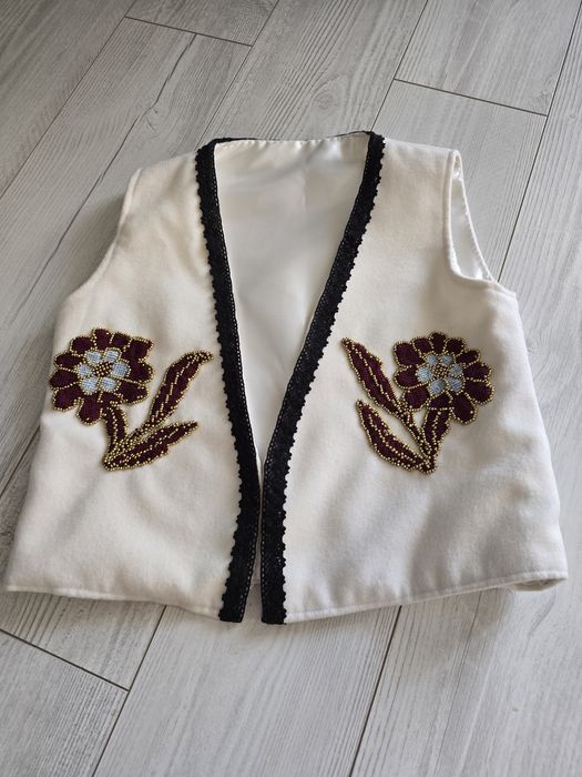 Costum național copii intre 5-10 ani