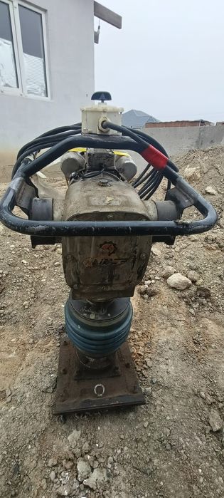 Вибро нога трамбовка