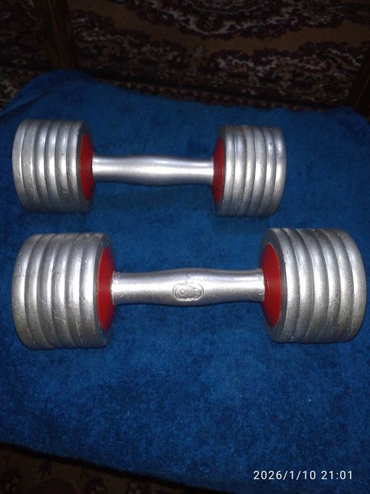 Гантели разборные по 5 кг.
