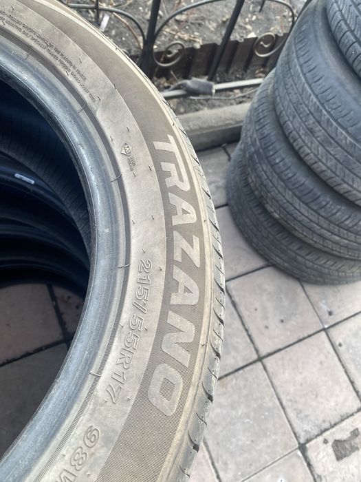 Продается резина 215/55/17