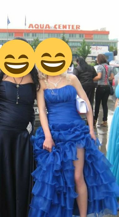 Продавам бална рокля