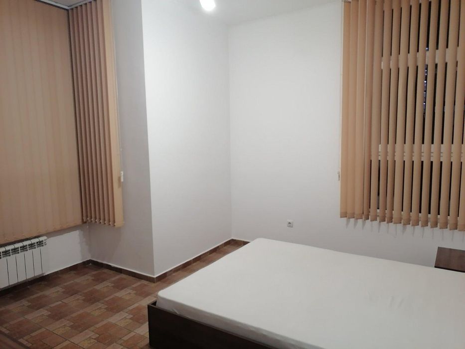 Тристаен апартамент под наем в ж.к. Студентски град, 2148834