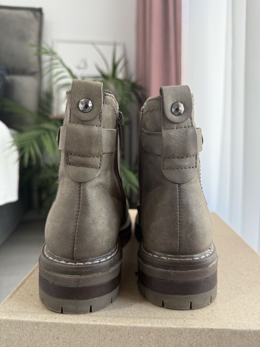 Ghete crem noi - marime 37