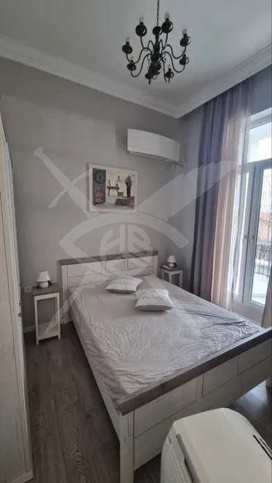 Дава се под наем Тристаен апартамент в Пловдив, Център - 90 кв.м за 750 € - Снимка #1