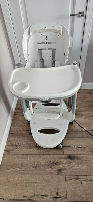 Детский стульчик для кормления