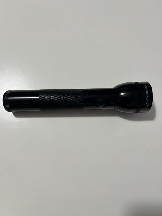 Lanterna MAGLITE