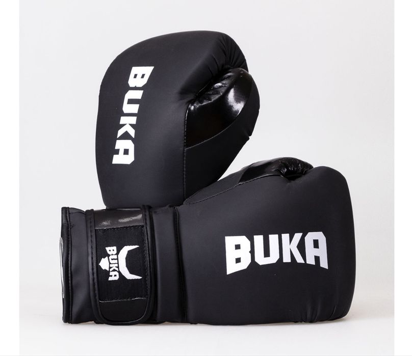 Перчатки одевал 2 3 раза можно сказать новые