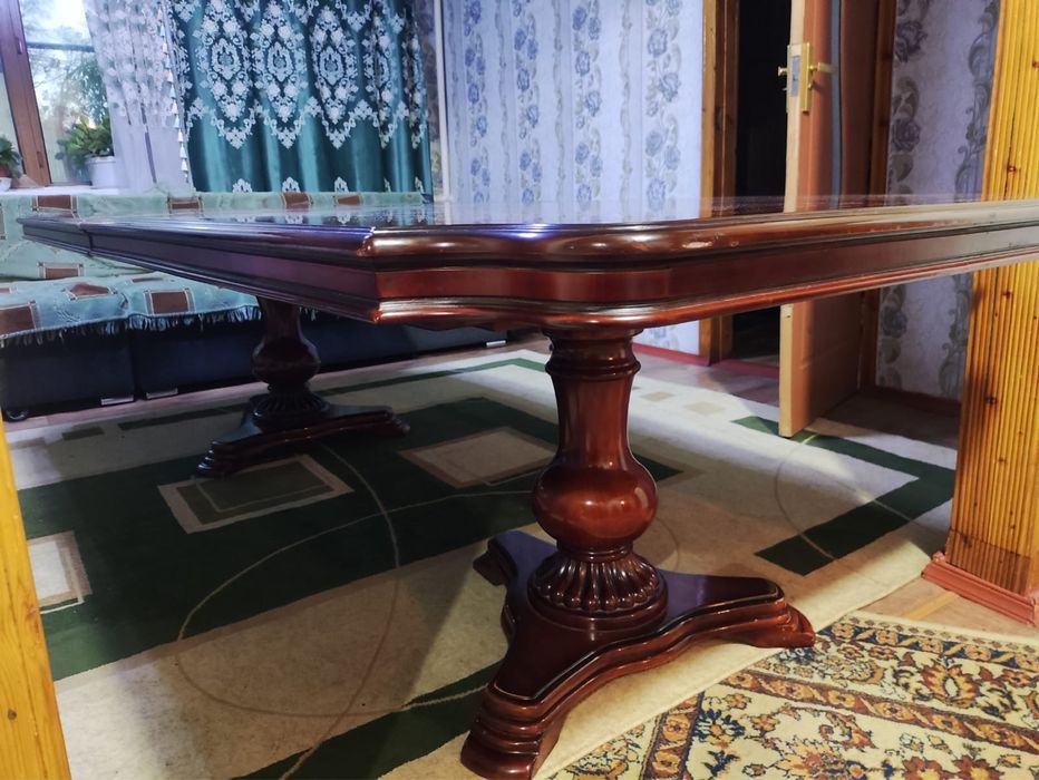 Стол для качественный