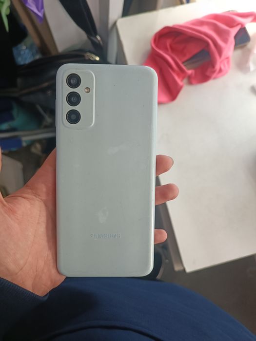 Самсунг M13 память 64