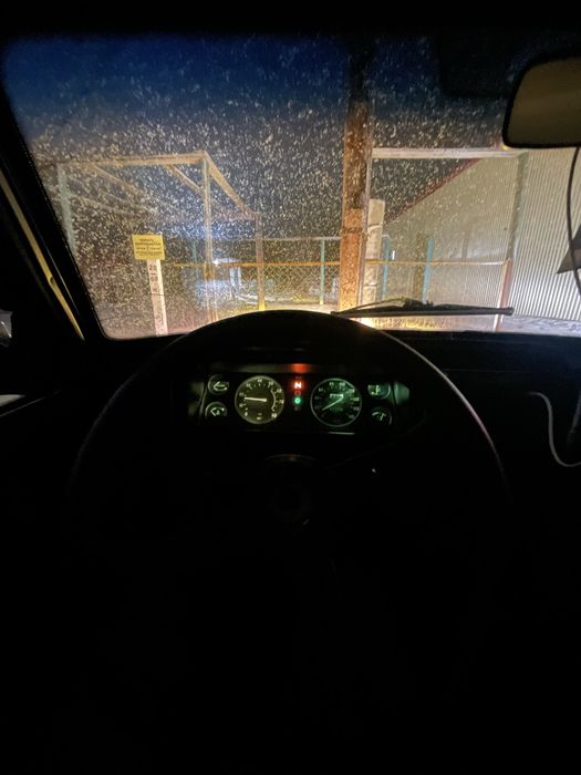 Продам ваз 2107 в хорошем состаяний