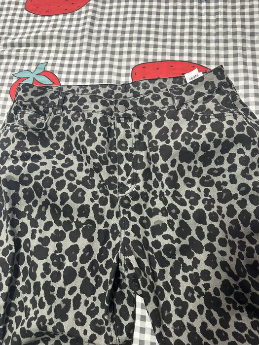 Blugi mom fit tip leopard