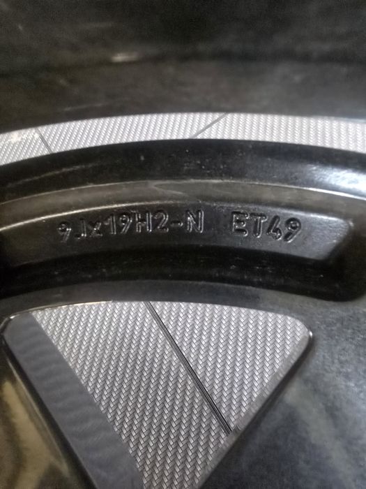 Оригинална задна джанта AMG за Mercedes E-Class – НОВА