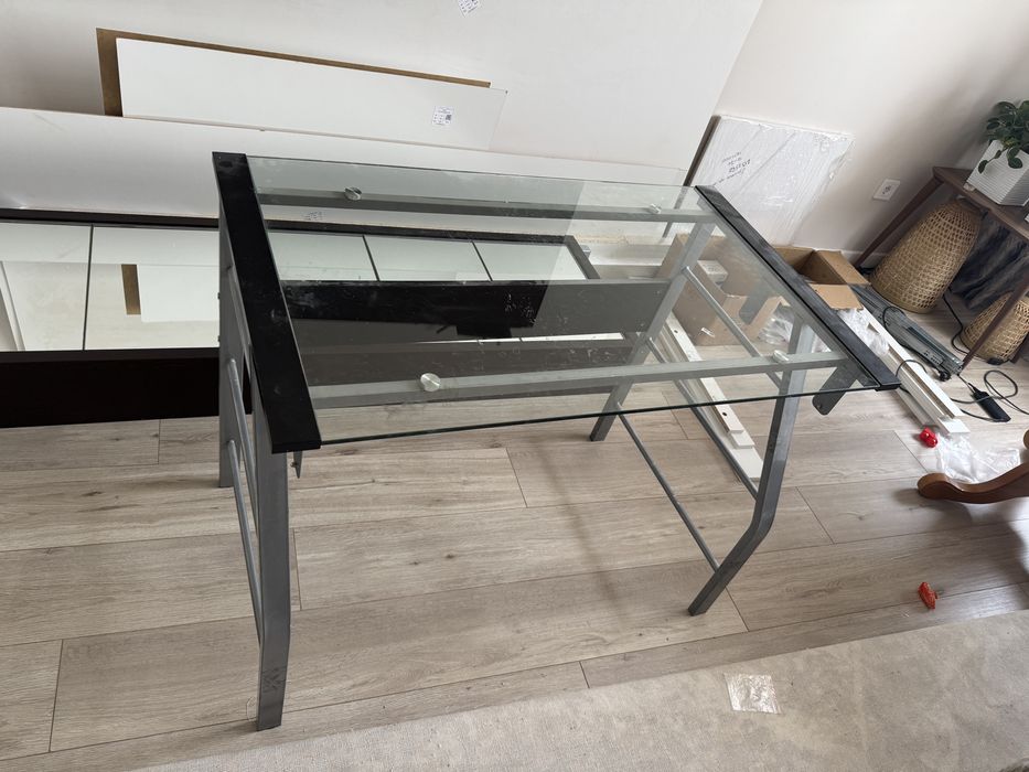 Стеклянный Компьютерный стол