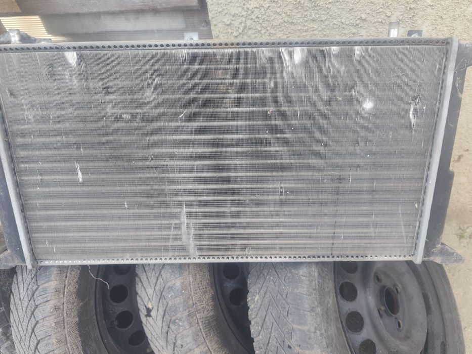 Продавам части от Ауди  80