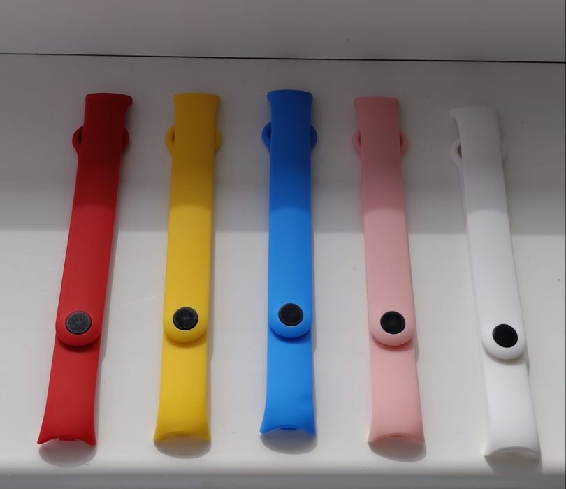Curea Xiaomi Mi Band 8,silicon,diverse culori,noua