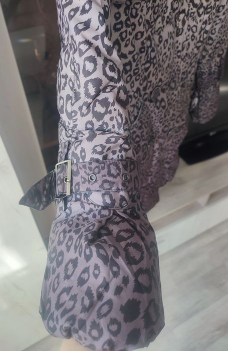 Продам пуховик 44-46 размера