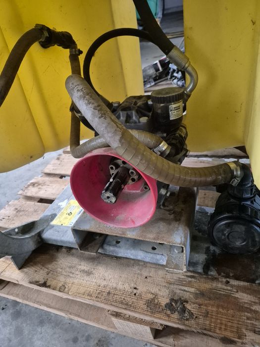 Pompa stropit ierbicidat 400l