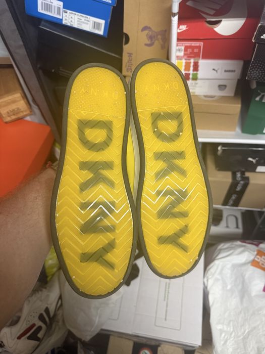 DKNY отигинални 44 номер