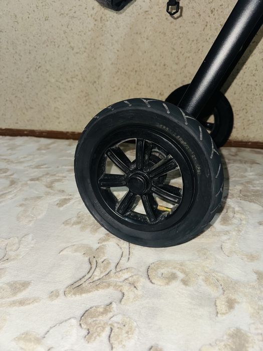 Коляска Lionelo, состояние идеальное , пользовались в основном дома